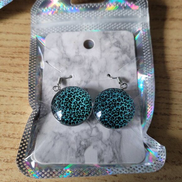 Set of 4 Mix and Match Earrings - Picture 2 of 5